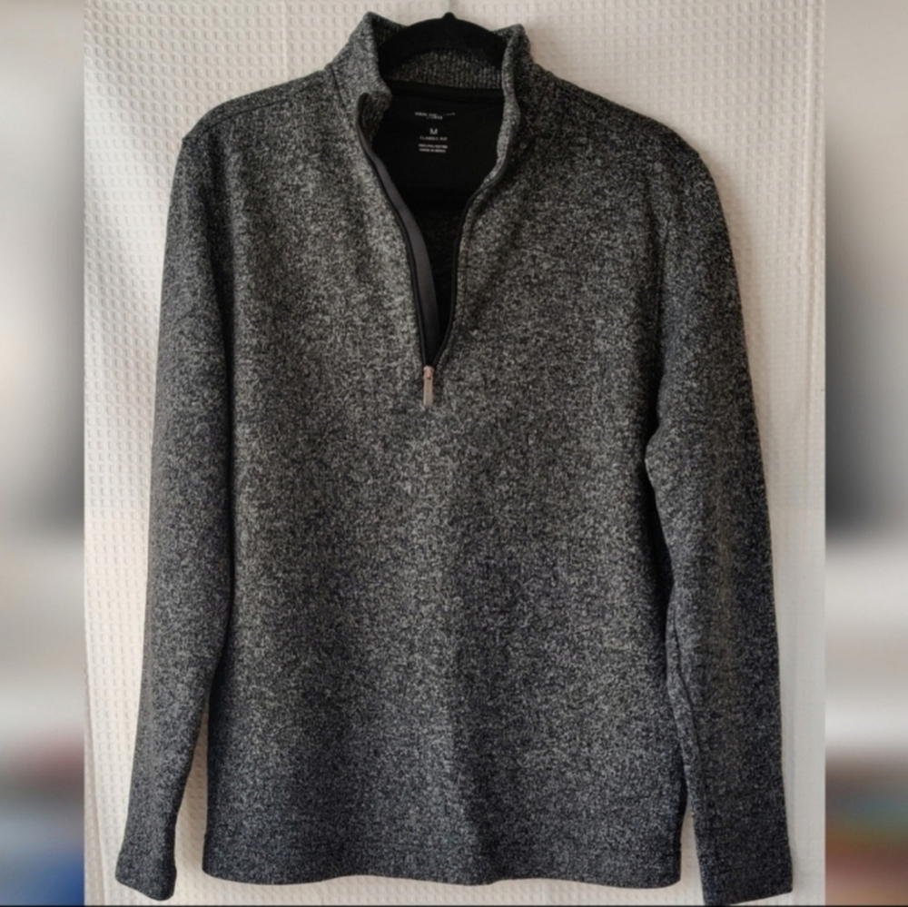 Van Heusan(Flex)Classic Fit Men's Marled CharcoalGray Quarter Zip Sweater Size M